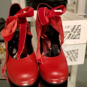 John Fluevog Listen Up Jade Pumps